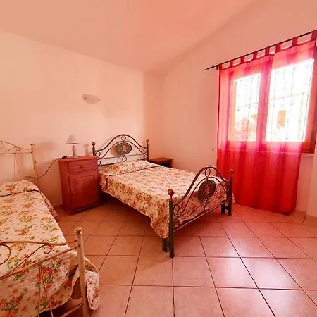 Casa Vacanze Nietta Cala Liberotto Exterior photo