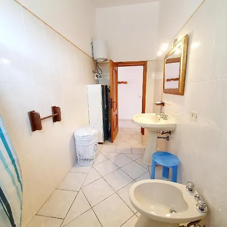 Casa Vacanze Nietta Cala Liberotto Exterior photo